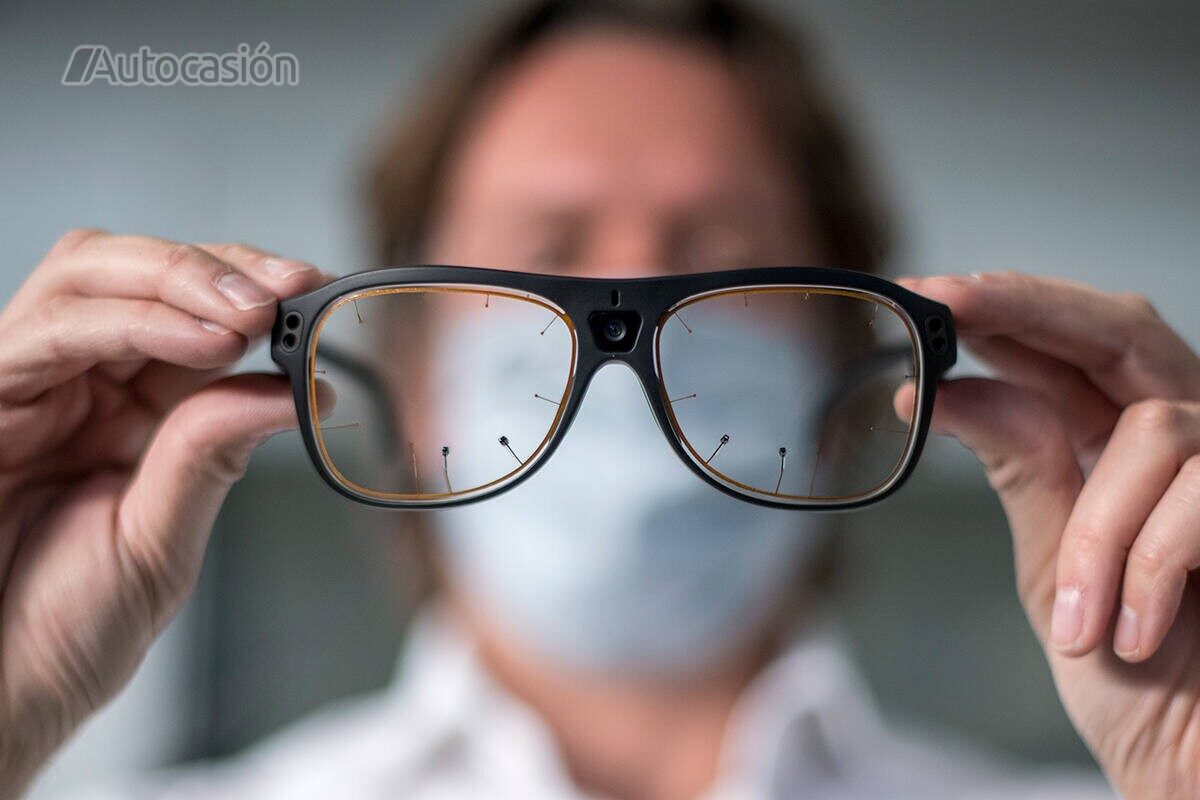 Las gafas controlan en todo momento los movimientos del ojo y el iris.
