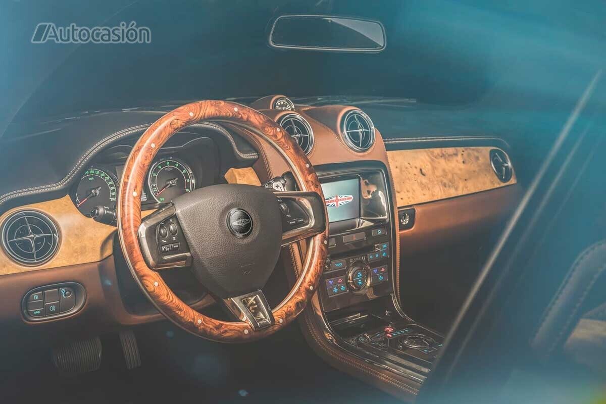 Interior del David Brown Speedback GT.