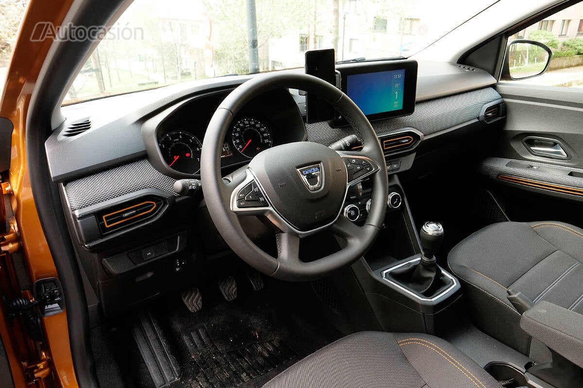 El interior es lo que más ha mejorado en la nueva generación del Sandero.