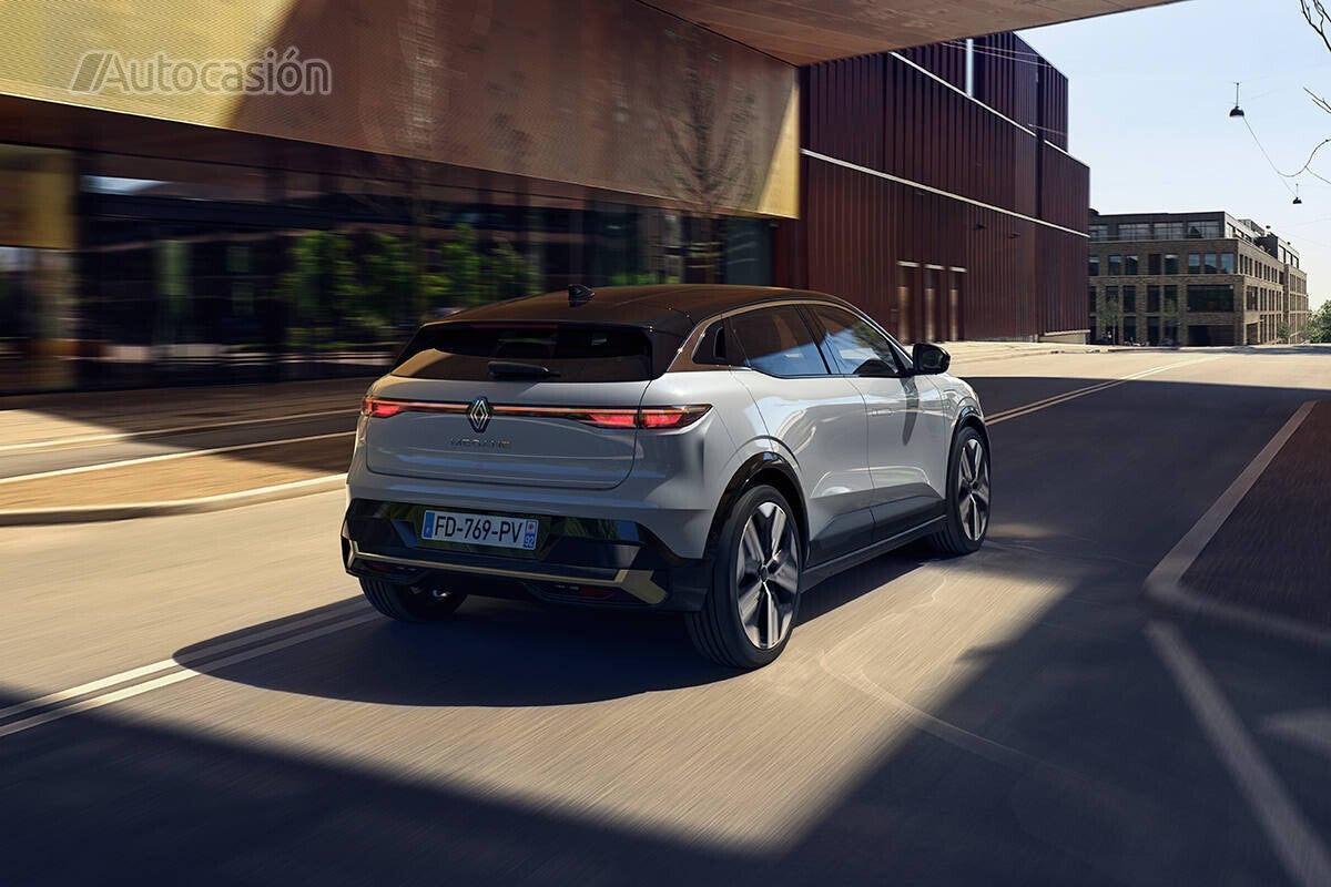 El Megane e-Tech está disponible desde 344 euros al mes.