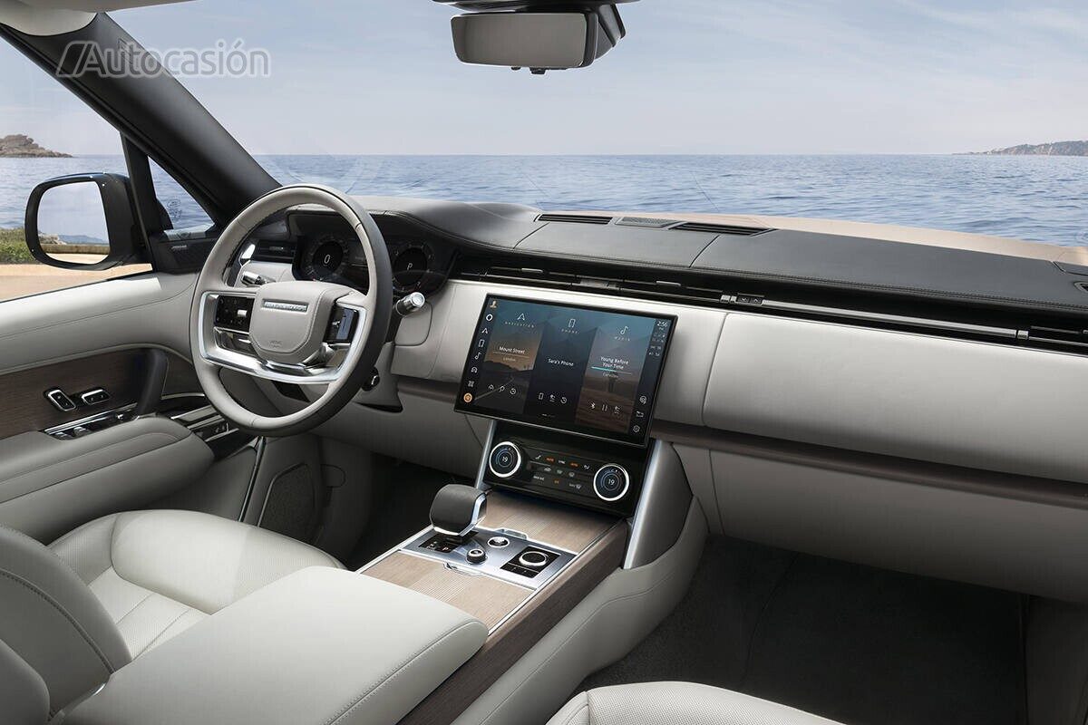 El nuevo Range Rover cuenta con una electrónica completamente conectada e inteligente.