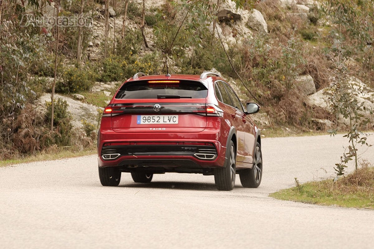 El coche se comporta mucho peor con las llantas de 18 pulgadas.