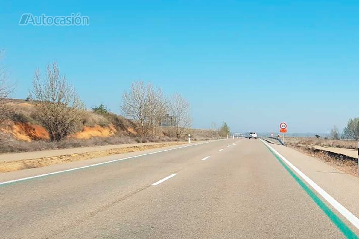 road with green lines