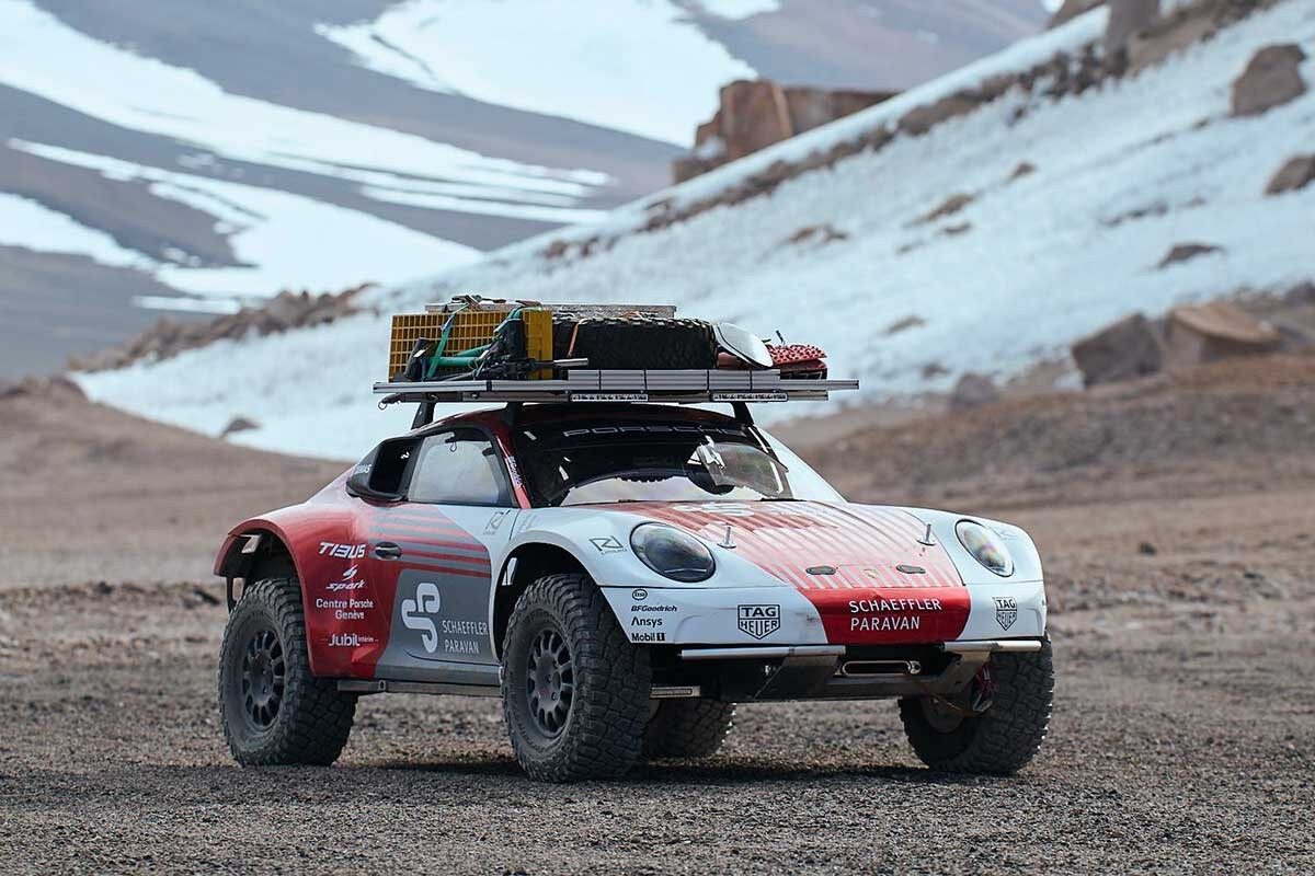 El Porsche 911, en el volcán Ojos del Salado