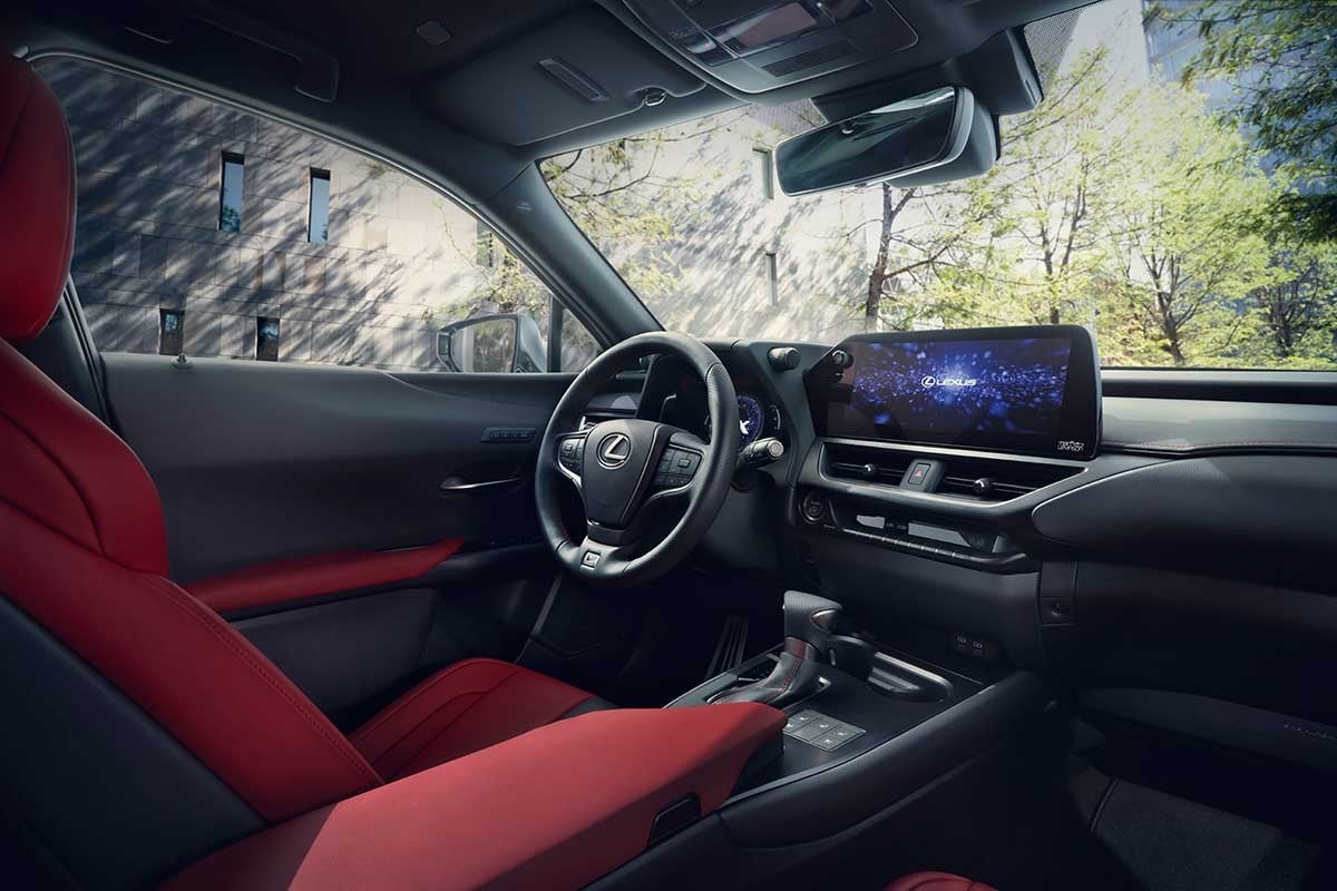Lexus UX 2023