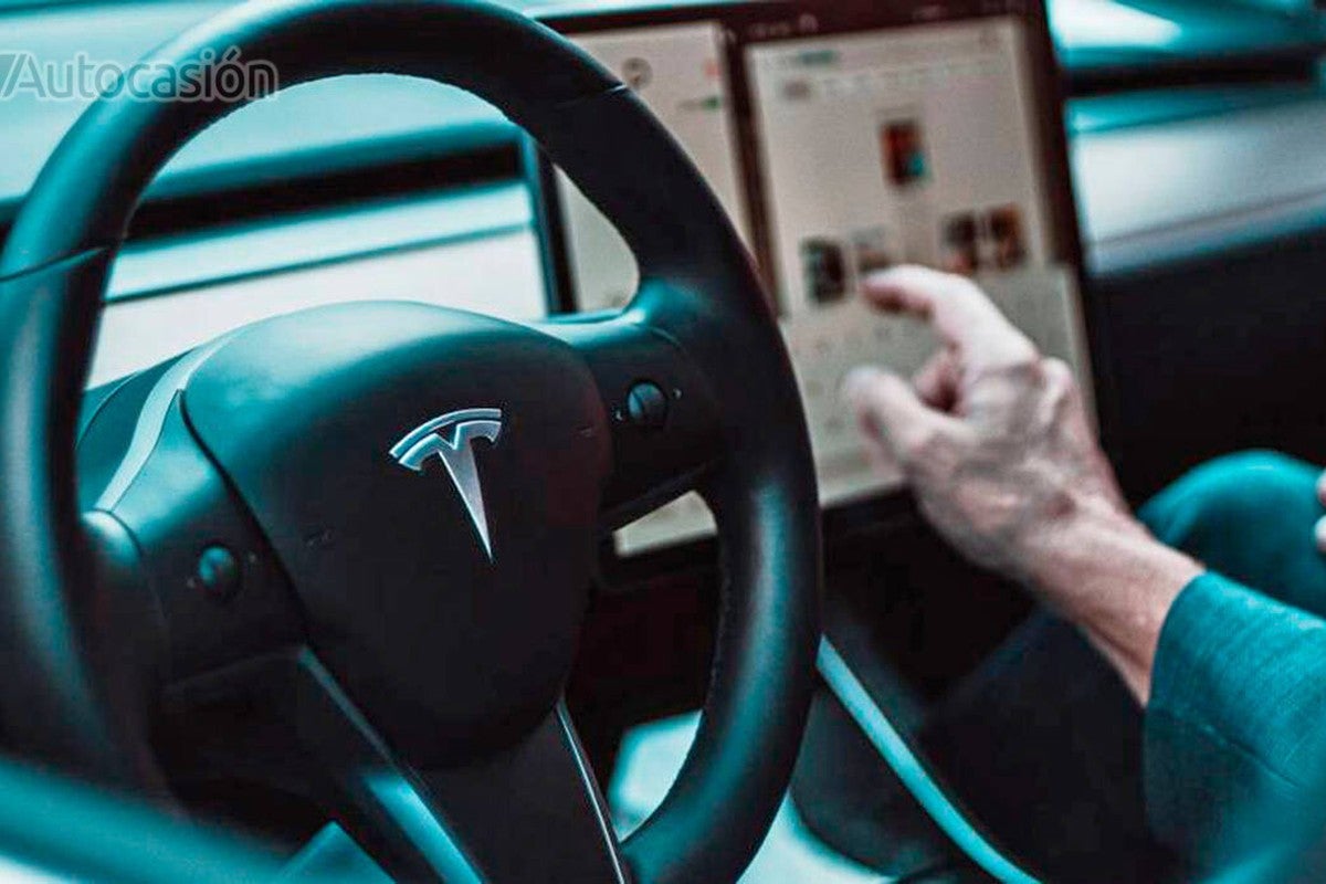 The infotainment system saves more data than we think.