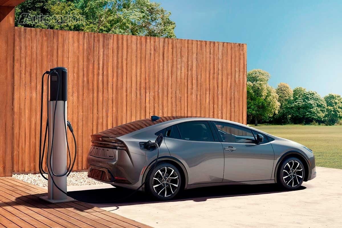 PHEV car