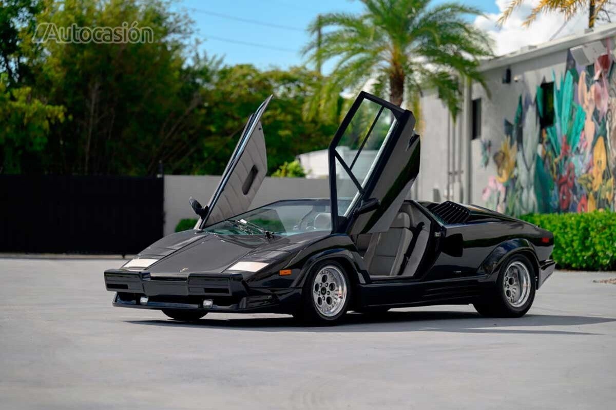 Lamborghini Countach