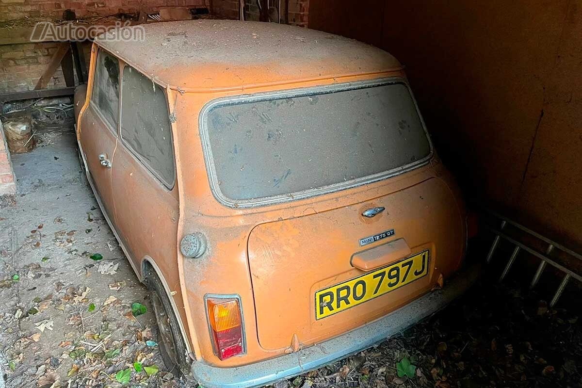 Mini 1275 GT auctioned
