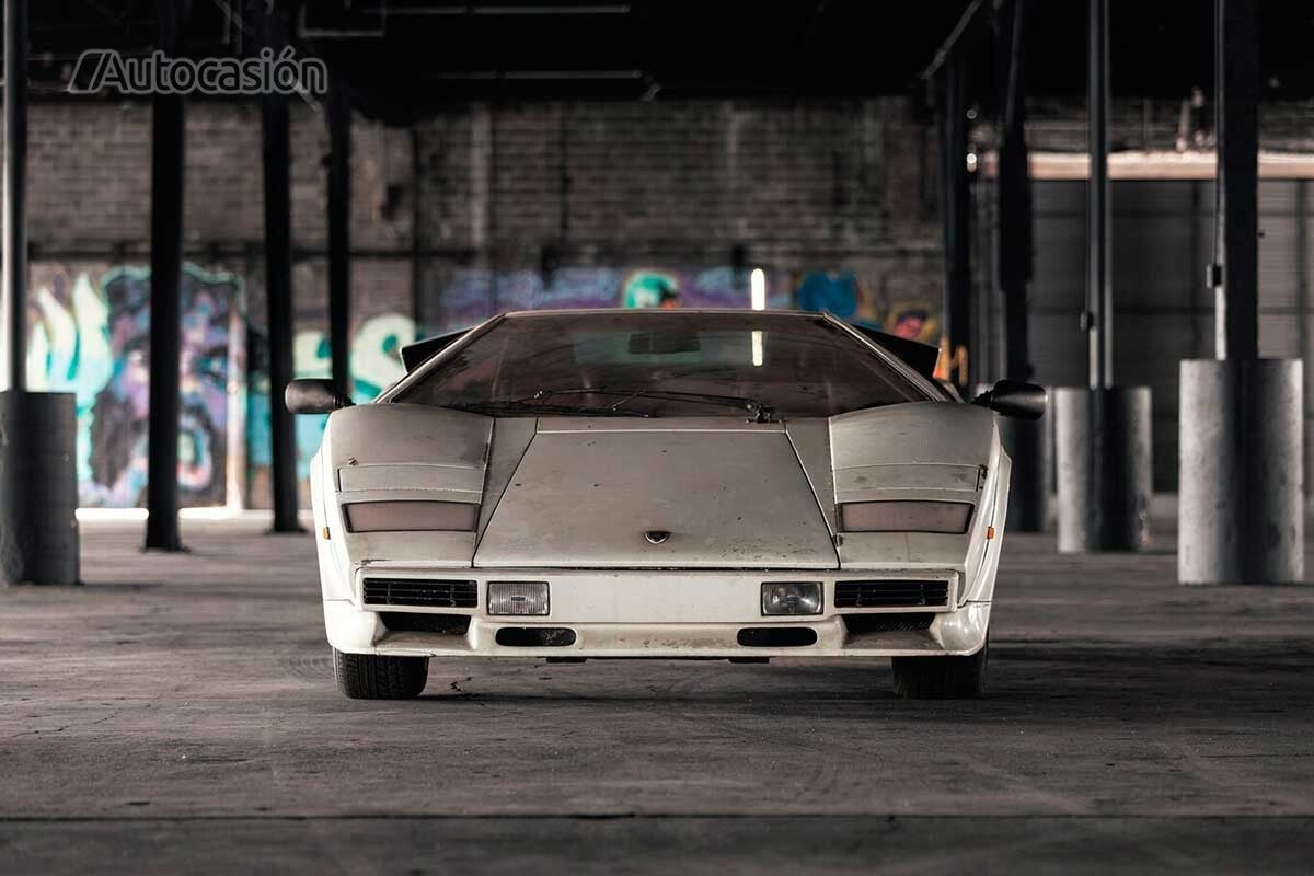 Lamborghini Countach LP500S
