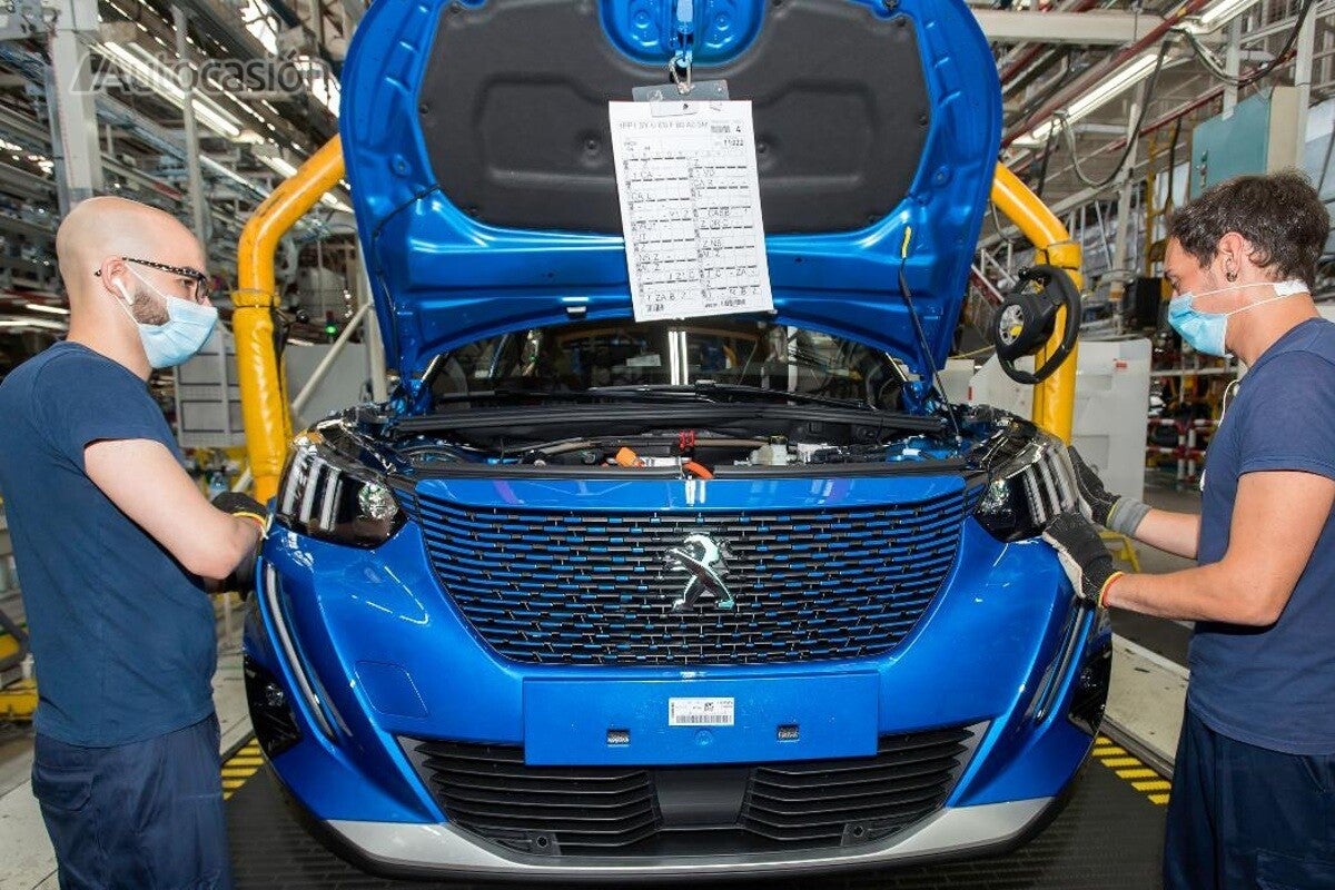France will only encourage the purchase of electric vehicles made in Europe: will more countries copy it?