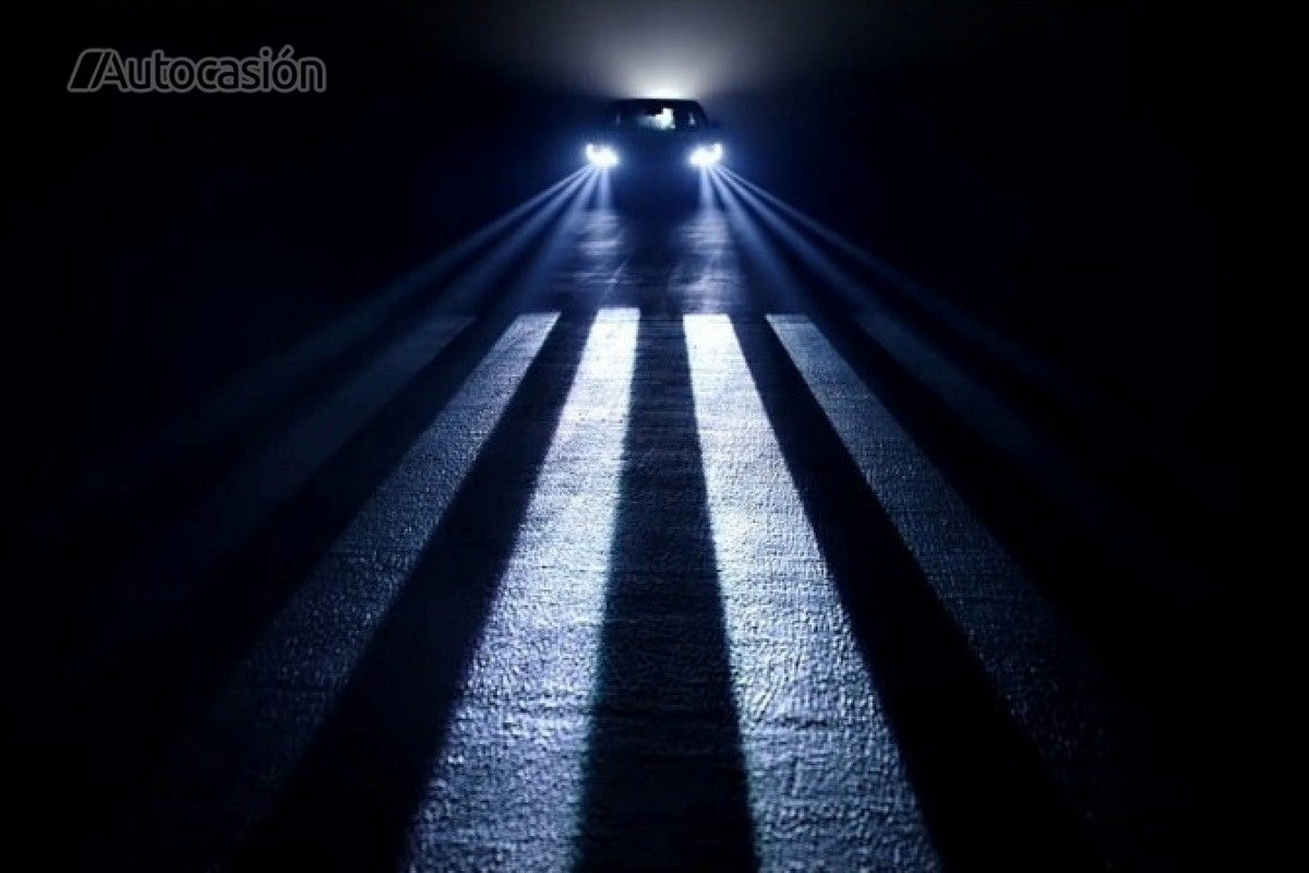 Hyundai Projected Signals