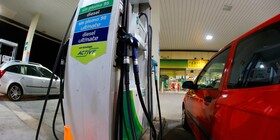 Ya se venden más coches de gasolina que diésel