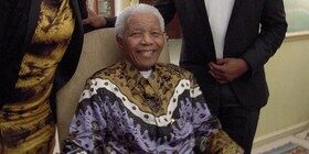 Nelson Mandela, con la seguridad vial
