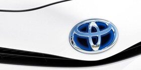 Toyota venderá bajo su marca vehículos comerciales de PSA