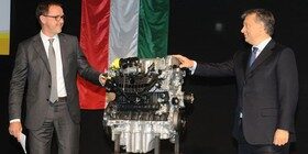 Opel inaugura una fábrica en Hungría