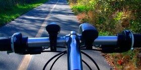 Obligación a los ciclistas de usar casco en ciudad: un 80%, a favor