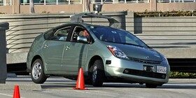 El coche sin conductor de Google tendrá que esperar