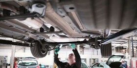 La facturación de los talleres de coches bajó un 8,6% en 2012