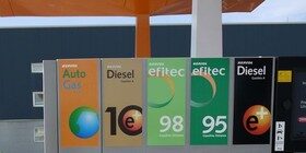 La gasolina alcanzó en octubre su precio más bajo en 2013