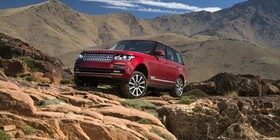 El Range Rover mejora sus prestaciones y añade equipamiento