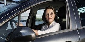 Alquilar un coche: los 10 puntos clave a tener en cuenta