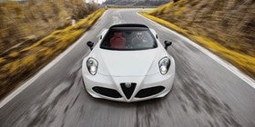 Alfa Romeo 4C Spider, la joya italiana rumbo a Barcelona 2015