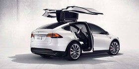 2.700 unidades del Tesla Model X, a revisión