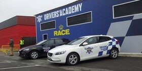 El RACE y Red Bull presentan su escuela de conducción ‘Drivers´ Academy’
