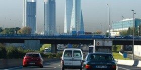 Nuevos criterios de restricción de tráfico por contaminación: ni coches rojos ni SUVs en el centro