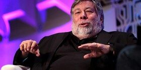Wozniak, cofundador de Apple, critica duramente a Tesla