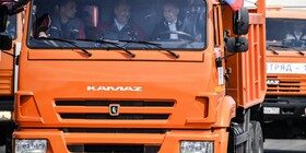 Putin para ser feliz quiere un camión