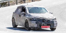 Nuevas fotos espía del Renault Clio V generación e interiores