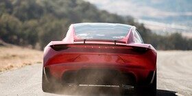El no va más: Musk dice que su Tesla Roadster podrá volar, pero… ¿cómo?