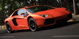 ¿Con qué coche han hecho esta réplica de Lamborghini Aventador?