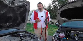 Vídeo: Cómo arrancar con pinzas el coche