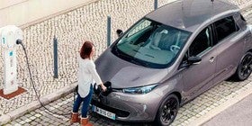 Los jóvenes son los que menos piensan en comprar un coche eléctrico