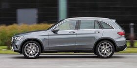 Nuevos Mercedes GLC híbridos enchufables gasolina y diésel