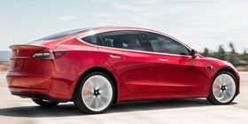 Tesla sabe que estás “pirateando” sus coches y te advierte de ello