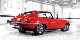 Coches míticos: Jaguar e-Type, 60 años de estilo y velocidad