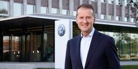 El CEO de Volkswagen se estrena en Twitter con un “palo” a Elon Musk