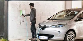 Un parking alemán prohíbe aparcar a coches eléctricos por el riesgo de incendio