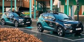 Volvo prueba la carga inalámbrica en sus coches en un entorno real