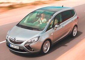 Desde 1999, Opel ha vendido más de 2,2 millones de unidades de las dos generaciones del Zafira.