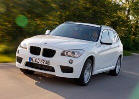El BMW está disponible con tracción a las ruedas traseras o total.
