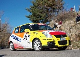 Santi Cañizares al volante del Suzuki Swift en el Rallye de Madrid