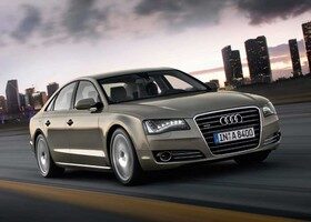 Audi lanza al mercado una nueva versión de acceso para el A8.