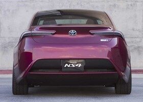 Vista trasera del Toyota NS4 Concept.