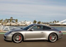 El Porsche 911 Carrera S pesa 1.455 kilos.