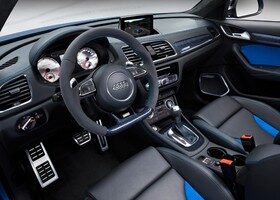 El interior del Audi RS Q3 tiene un marcado carácter deportivo.